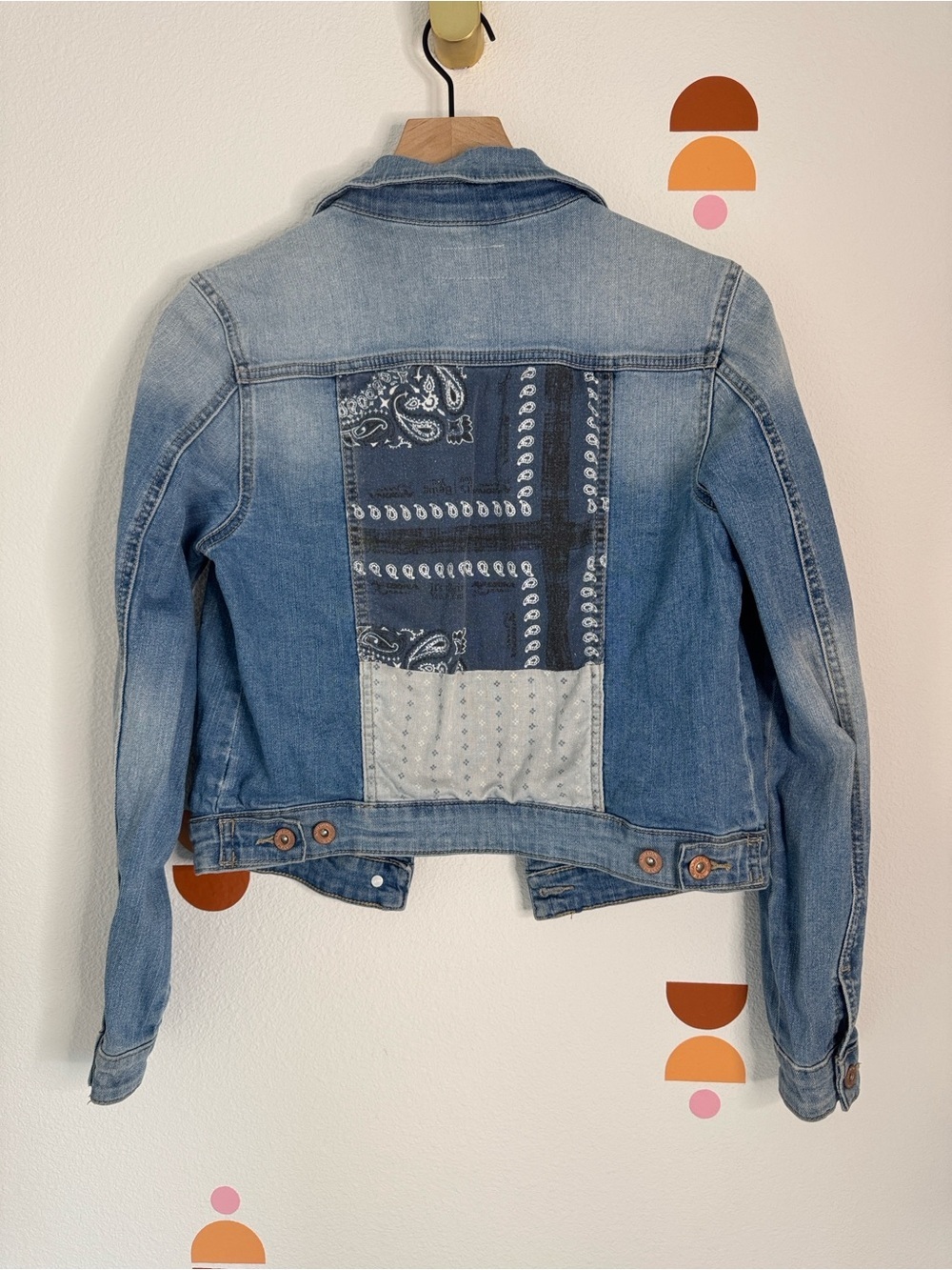 Arizona Jean Company Light Blue Denim Jacket. 0177
